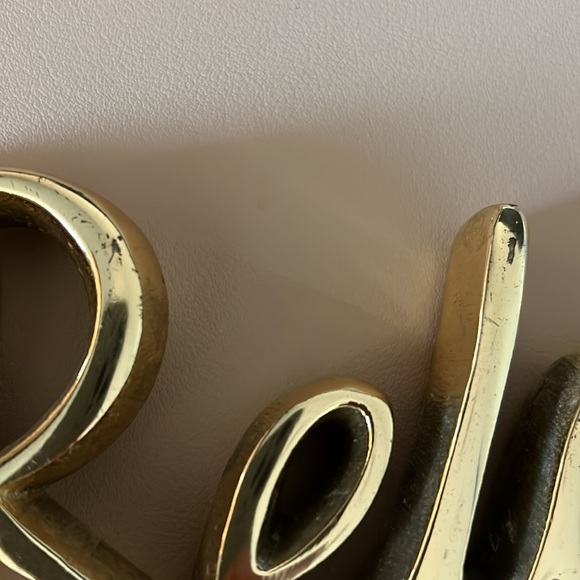 Gold “Relax” sign - Picture 3 of 5